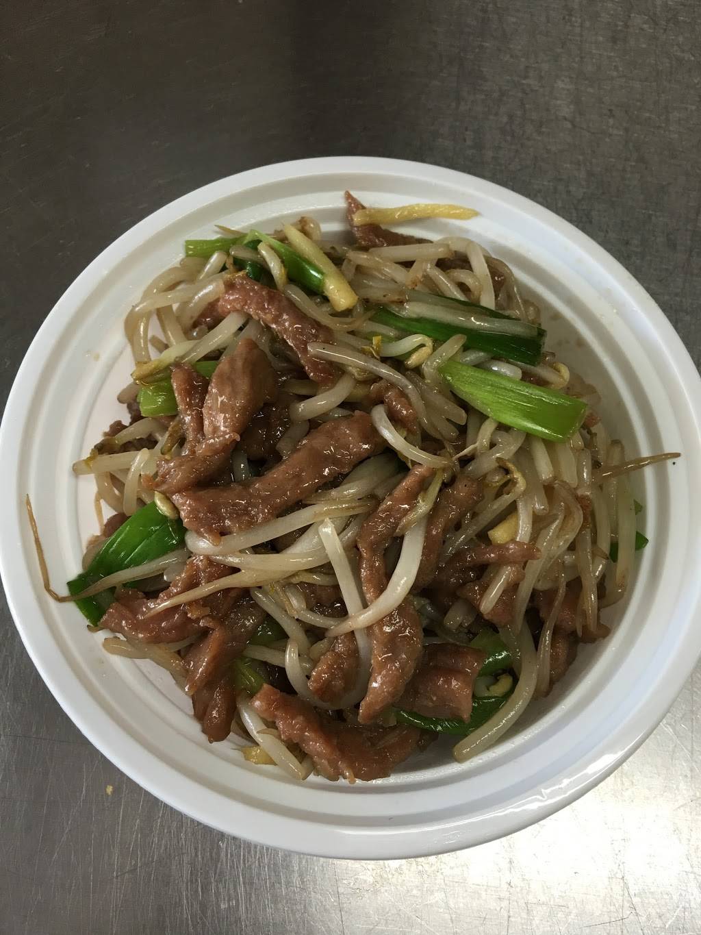 Ming Hong Chinese Restaurant | restaurant | 675 High St, Burlington, NJ 08016, USA | 6093871390 OR +1 609-387-1390