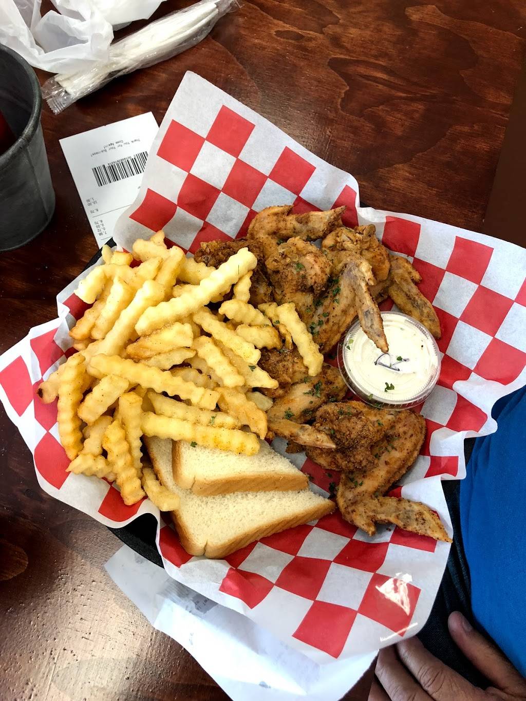 The Soul Spot Wings | restaurant | 100 Hampton Dr Ste L, Calera, AL 35040, USA | 2053197447 OR +1 205-319-7447