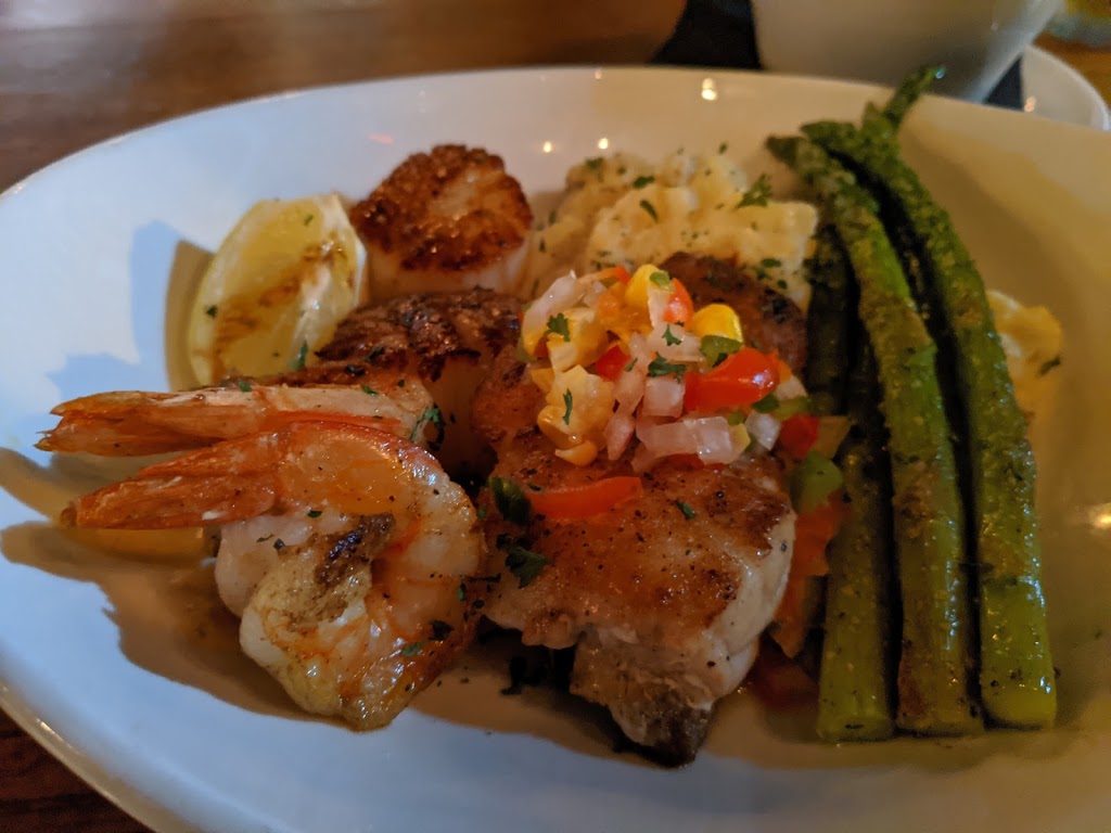 Chucks Fish Mobile | restaurant | 551 Dauphin St, Mobile, AL 36602, USA | 2512197051 OR +1 251-219-7051