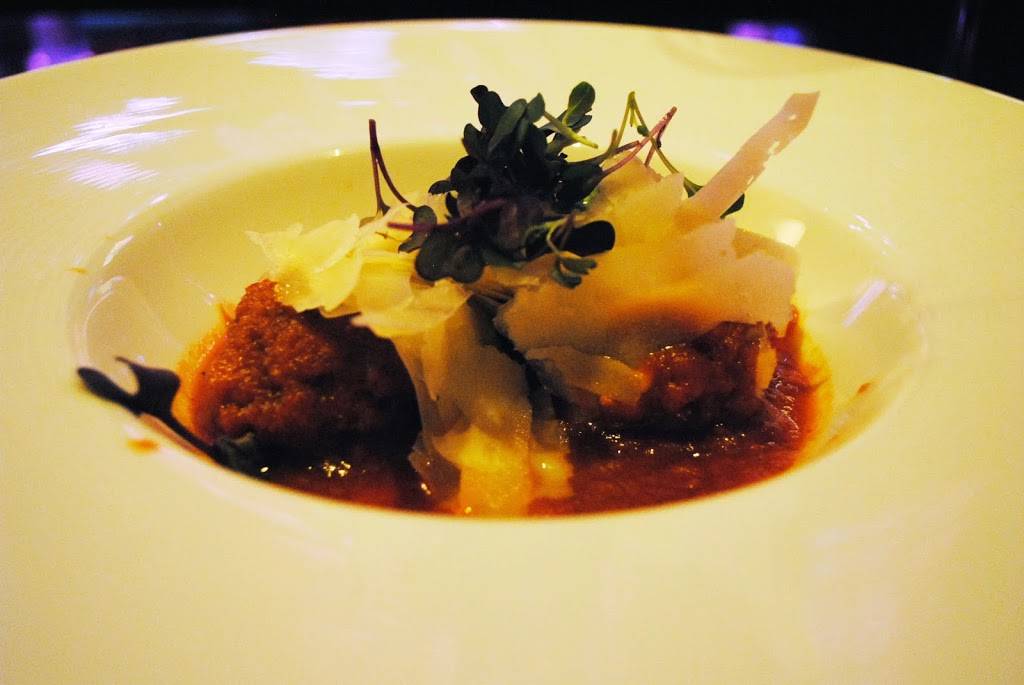 City Bar Westin Waterfront | restaurant | 425 Summer St, Boston, MA 02110, USA | 6174430888 OR +1 617-443-0888