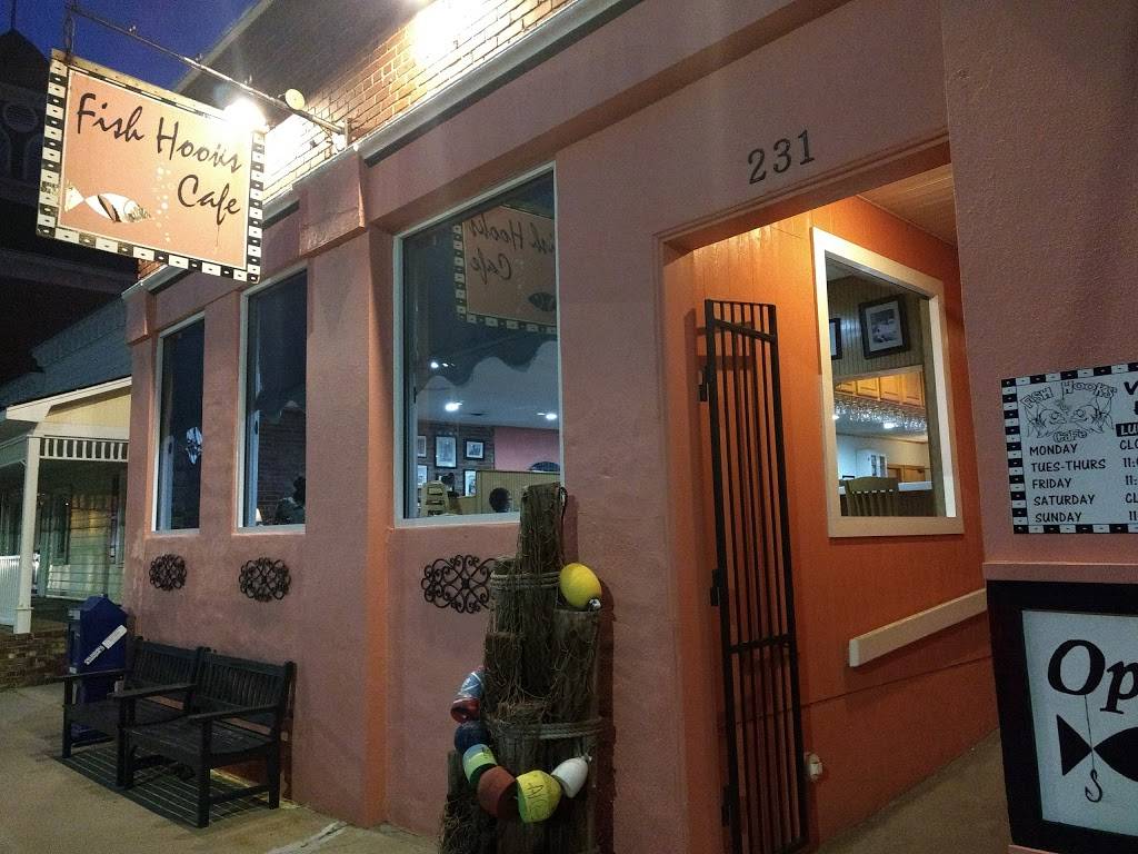Fish Hooks Cafe | restaurant | 231 E Main St, Belhaven, NC 27810, USA | 2529439948 OR +1 252-943-9948