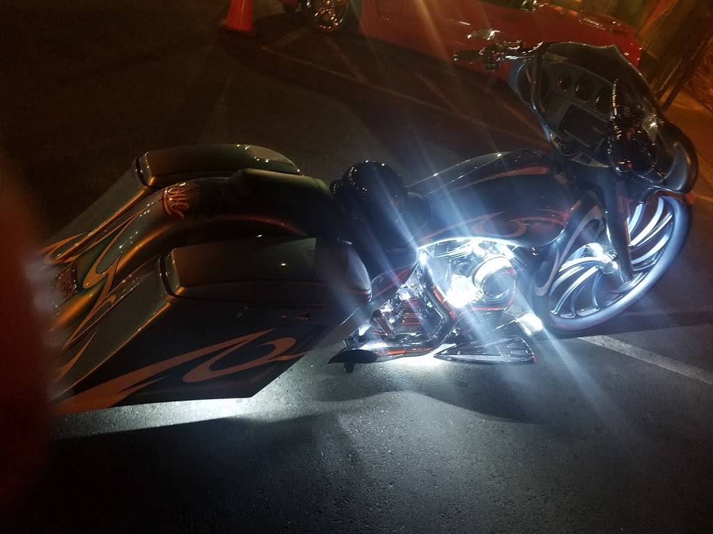 Jazzys | restaurant | 1520 Hampton St, Nashville, TN 37207, USA | 6155892766 OR +1 615-589-2766