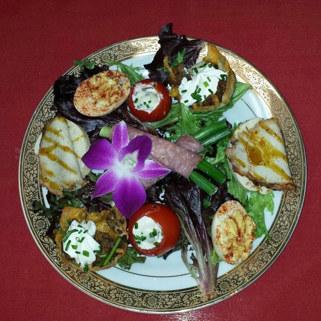 The Hilltop Restaurant | restaurant | 2030 Wells Rd, Orange Park, FL 32073, USA | 9042725959 OR +1 904-272-5959