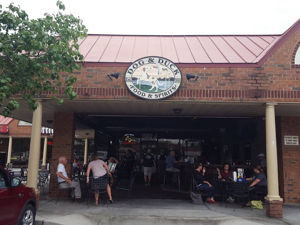 Dog & Duck of Summerville, LLC | restaurant | 1580 Old Trolley Rd, Summerville, SC 29485, USA | 8438213056 OR +1 843-821-3056