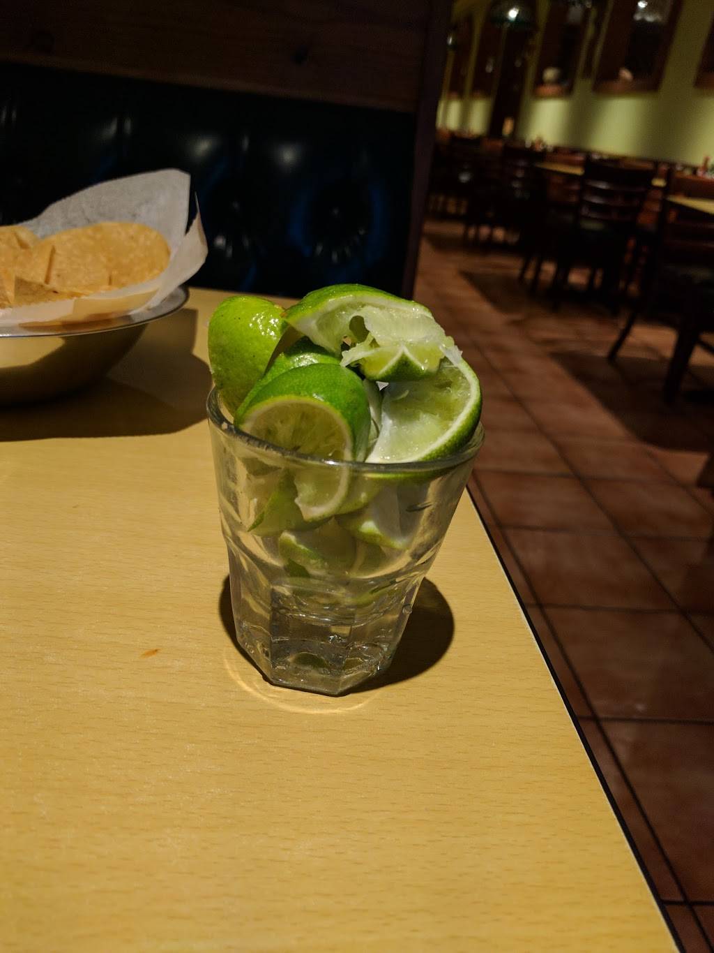 Los Portales | restaurant | 2385 Lake Rd, Dyersburg, TN 38024, USA | 7312878918 OR +1 731-287-8918