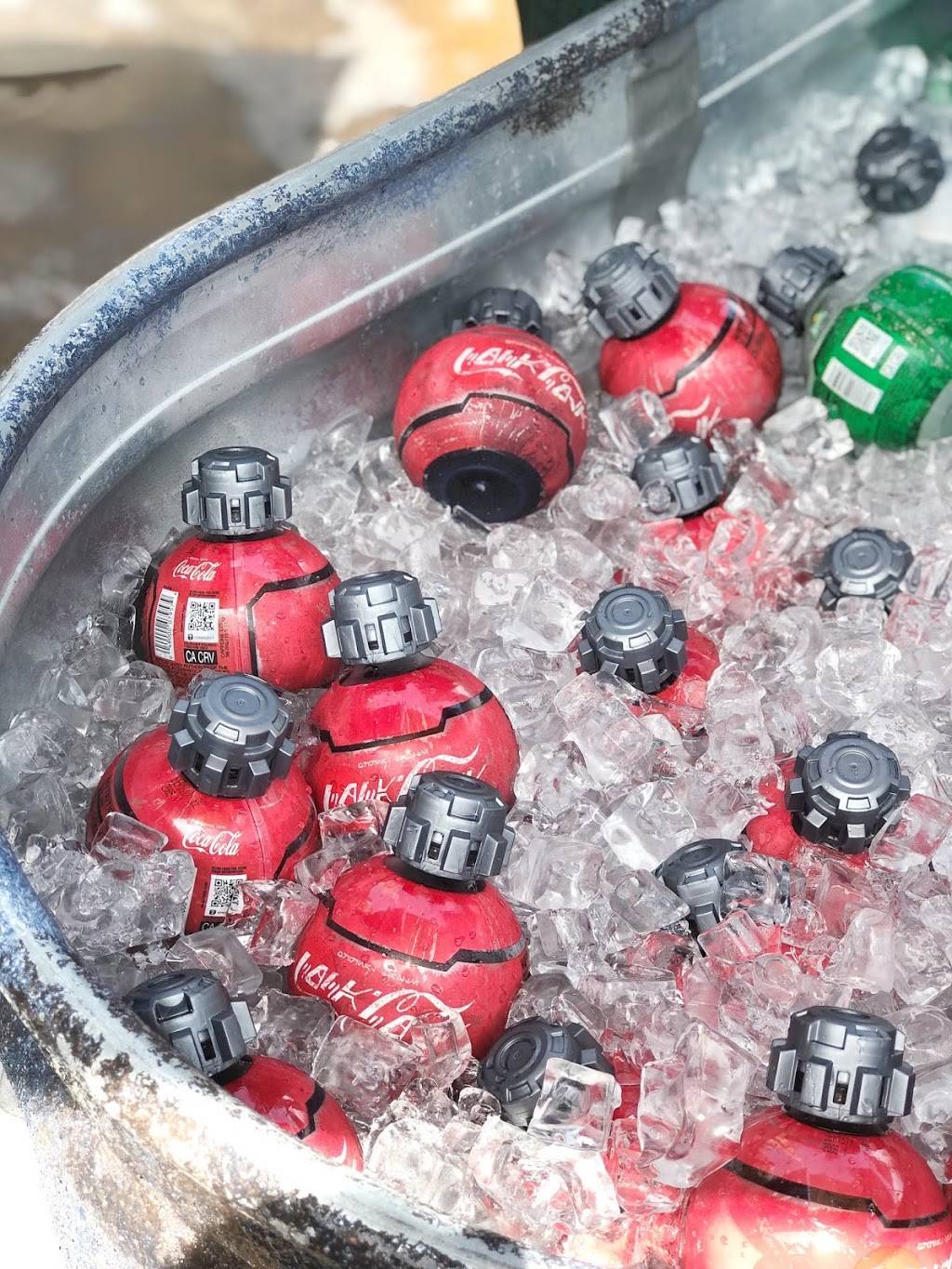 Kat Sakas Kettle | restaurant | 351 S Studio Dr N, Lake Buena Vista, FL 32830, USA | 4079395277 OR +1 407-939-5277