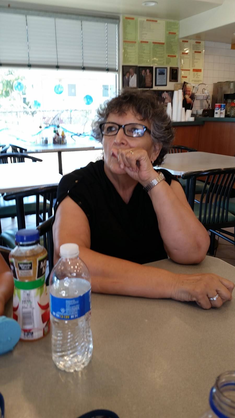 Nick Paradise Cafe | restaurant | 3200 W Beverly Blvd, Montebello, CA 90640, USA | 3237222566 OR +1 323-722-2566