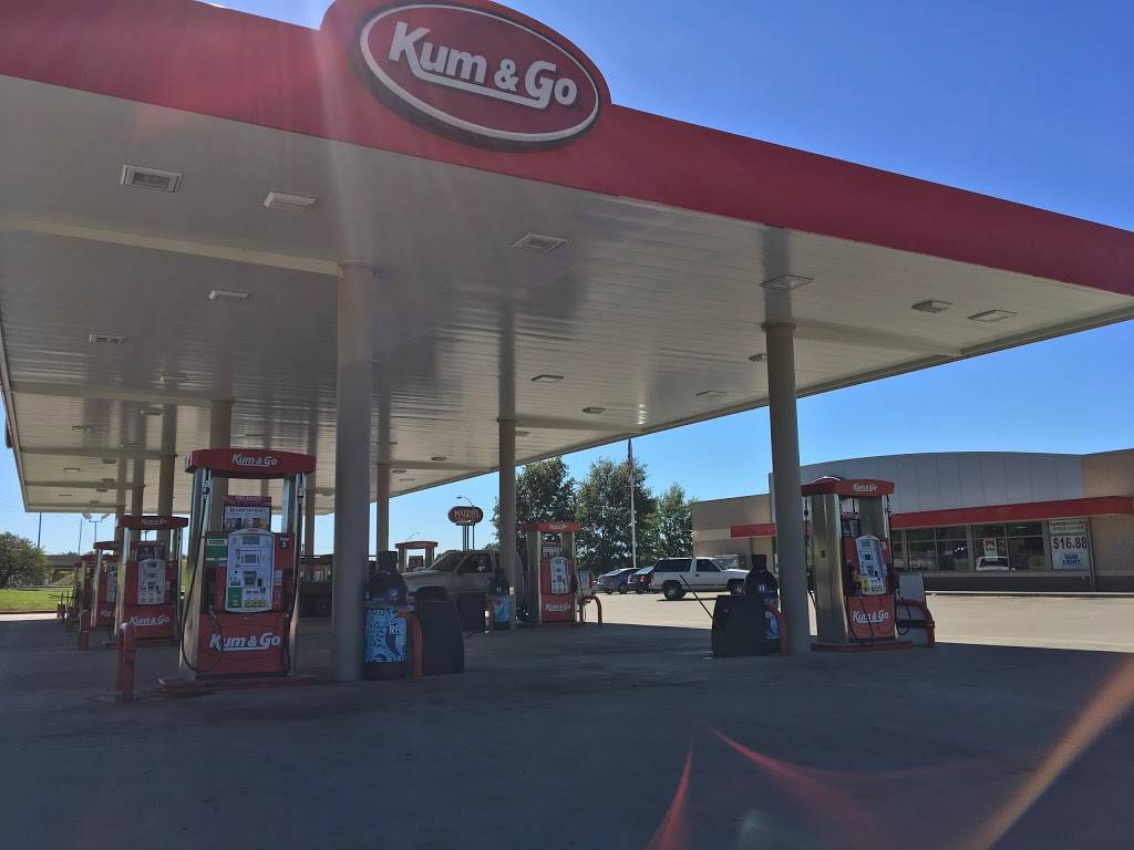 Kum & Go | meal takeaway | 701 S, OK-82, Locust Grove, OK 74352, USA | 9184792210 OR +1 918-479-2210