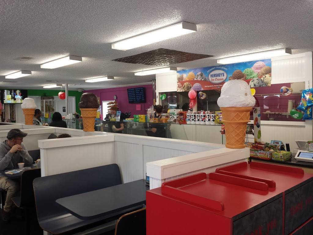 AGW Ice Cream | restaurant | 201 Newnan Rd, Carrollton, GA 30117, USA | 6786641155 OR +1 678-664-1155