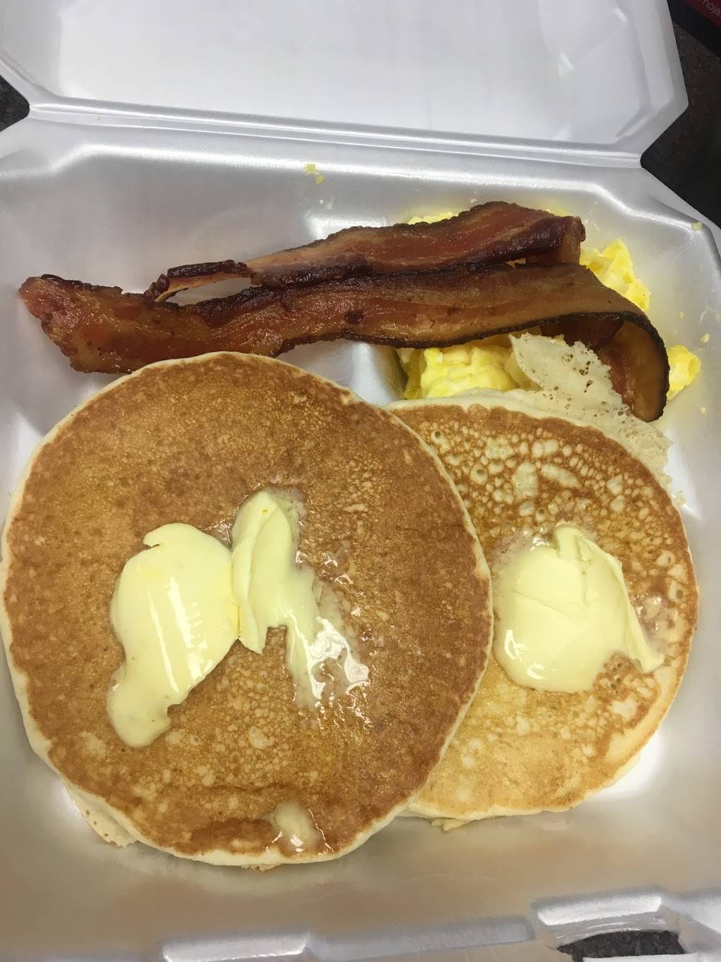 Central Cafe & Grill | restaurant | 10000 N Central Expy #129, Dallas, TX 75231, USA | 2143636901 OR +1 214-363-6901