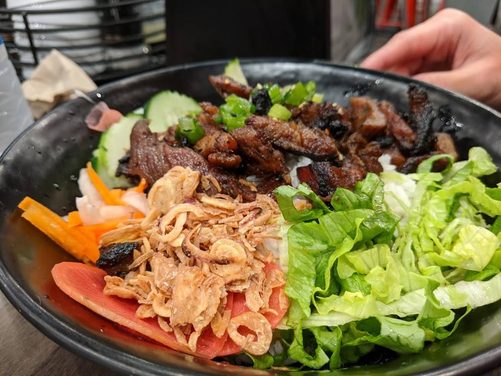 Viet-Yumz Pho and Boba Café | restaurant | 2233 W New Haven Ave, West Melbourne, FL 32904, USA | 3213721201 OR +1 321-372-1201