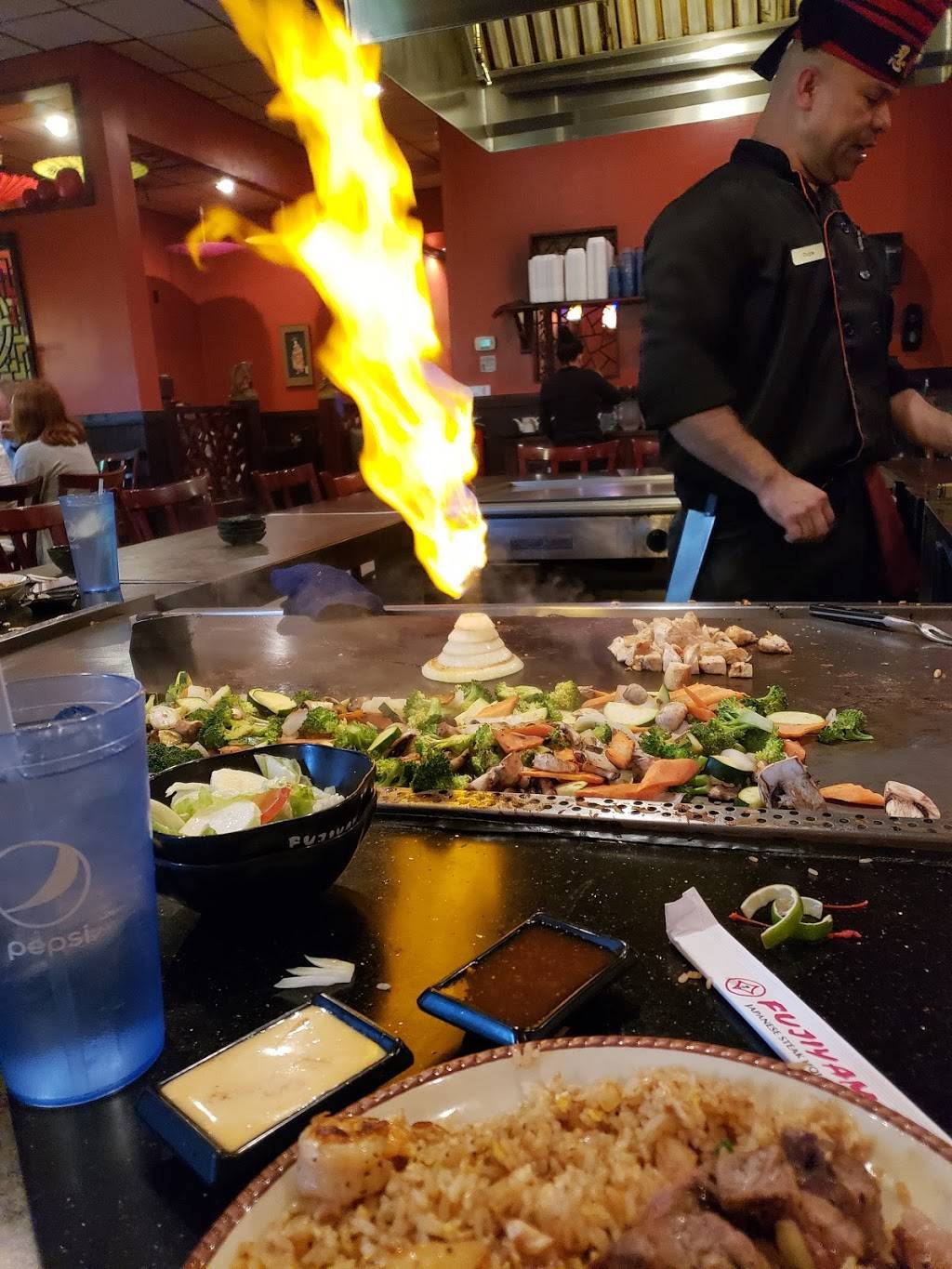 Fujiyama Japanese Steakhouse | restaurant | 2930 Capital Mall Dr SW, Olympia, WA 98502, USA | 3603529888 OR +1 360-352-9888