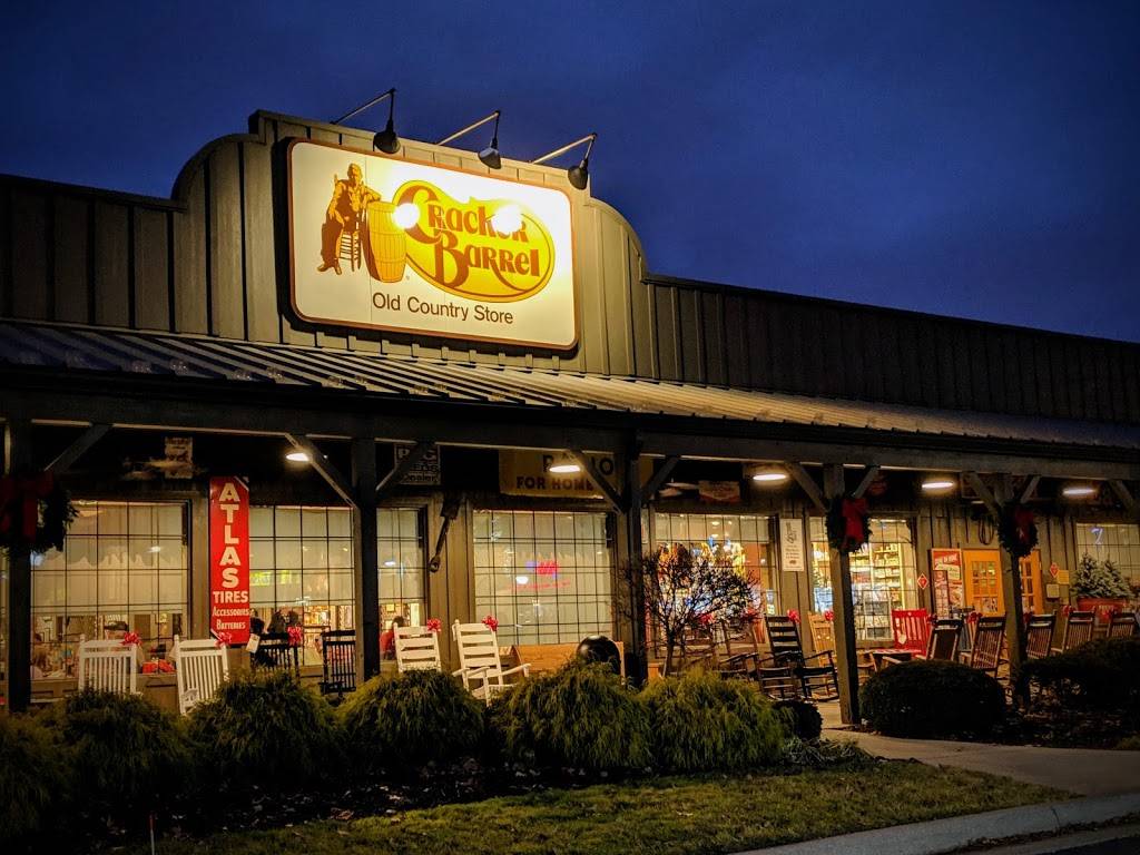 Cracker Barrel Old Country Store | restaurant | 11993 Chase Plaza Dr, Cincinnati, OH 45240, USA | 5136489655 OR +1 513-648-9655