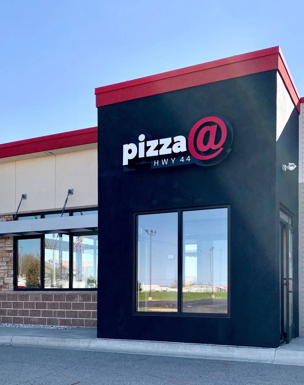 Pizza At Hwy 44 | restaurant | 2350 WI-44, Oshkosh, WI 54904, USA | 9204797013 OR +1 920-479-7013