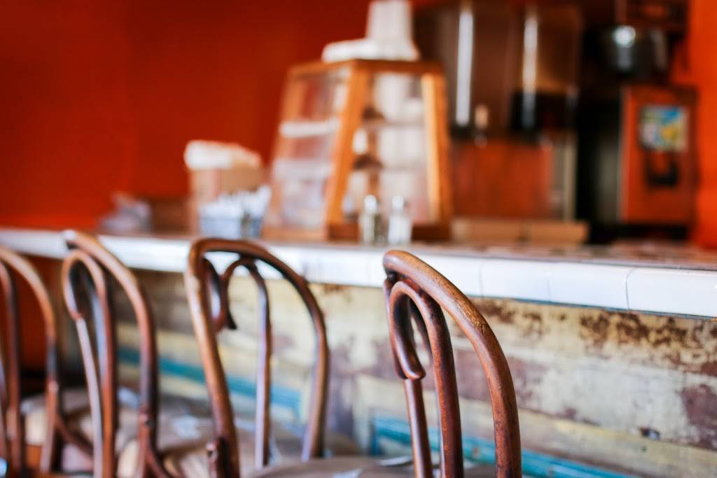 Big Bad Wolfs House of Barbeque | restaurant | 5713 Harford Rd, Baltimore, MD 21214, USA | 4104446422 OR +1 410-444-6422