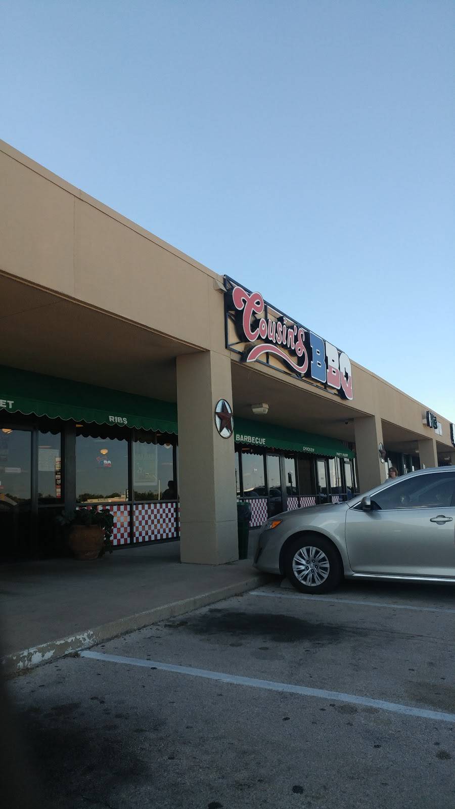 Cousins Bar-B-Q | restaurant | Woodmont North, 6262 McCart Ave, Fort Worth, TX 76133, USA | 8173462511 OR +1 817-346-2511