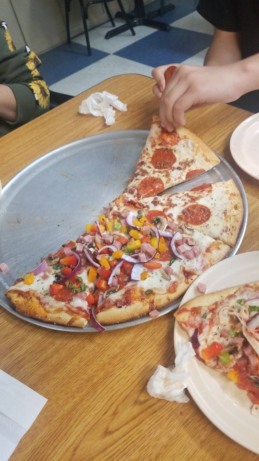 Coast 2 Coast Pizza | meal takeaway | 35335 CA-41, Coarsegold, CA 93614, USA | 5596834653 OR +1 559-683-4653