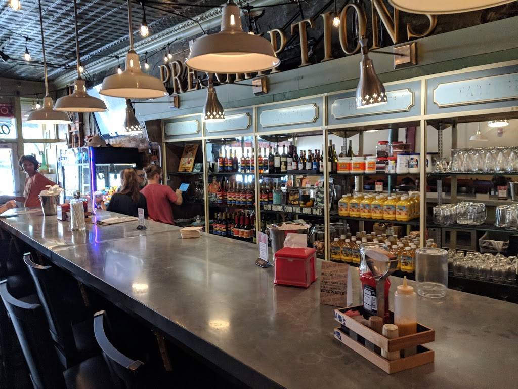 Swaney Swifts on the Square | restaurant | 118 N Water Ave, Gallatin, TN 37066, USA | 6156754366 OR +1 615-675-4366