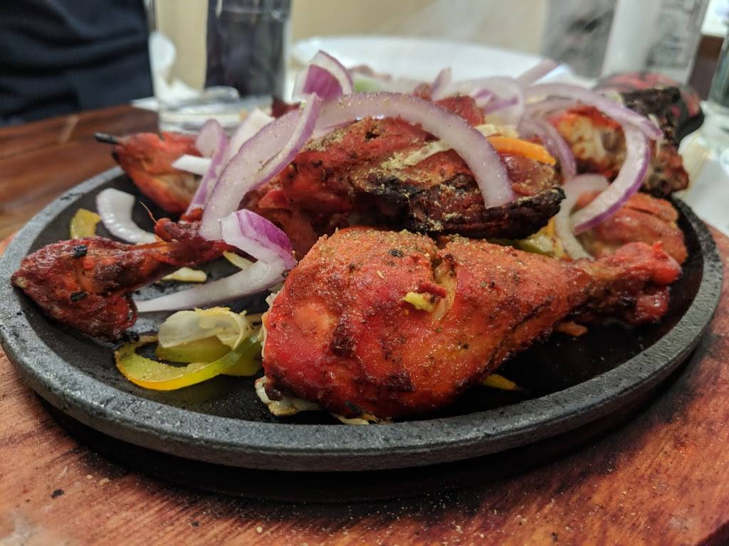 7 Spices Indian Restaurant | restaurant | 555 E Townline Rd #6, Vernon Hills, IL 60061, USA | 2242067702 OR +1 224-206-7702