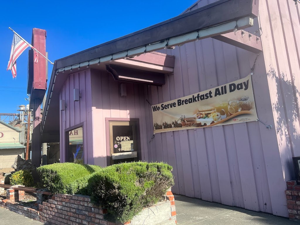 Kristinas Restaurant | restaurant | 250 W 5th St, Eureka, CA 95501, USA | 7074443322 OR +1 707-444-3322