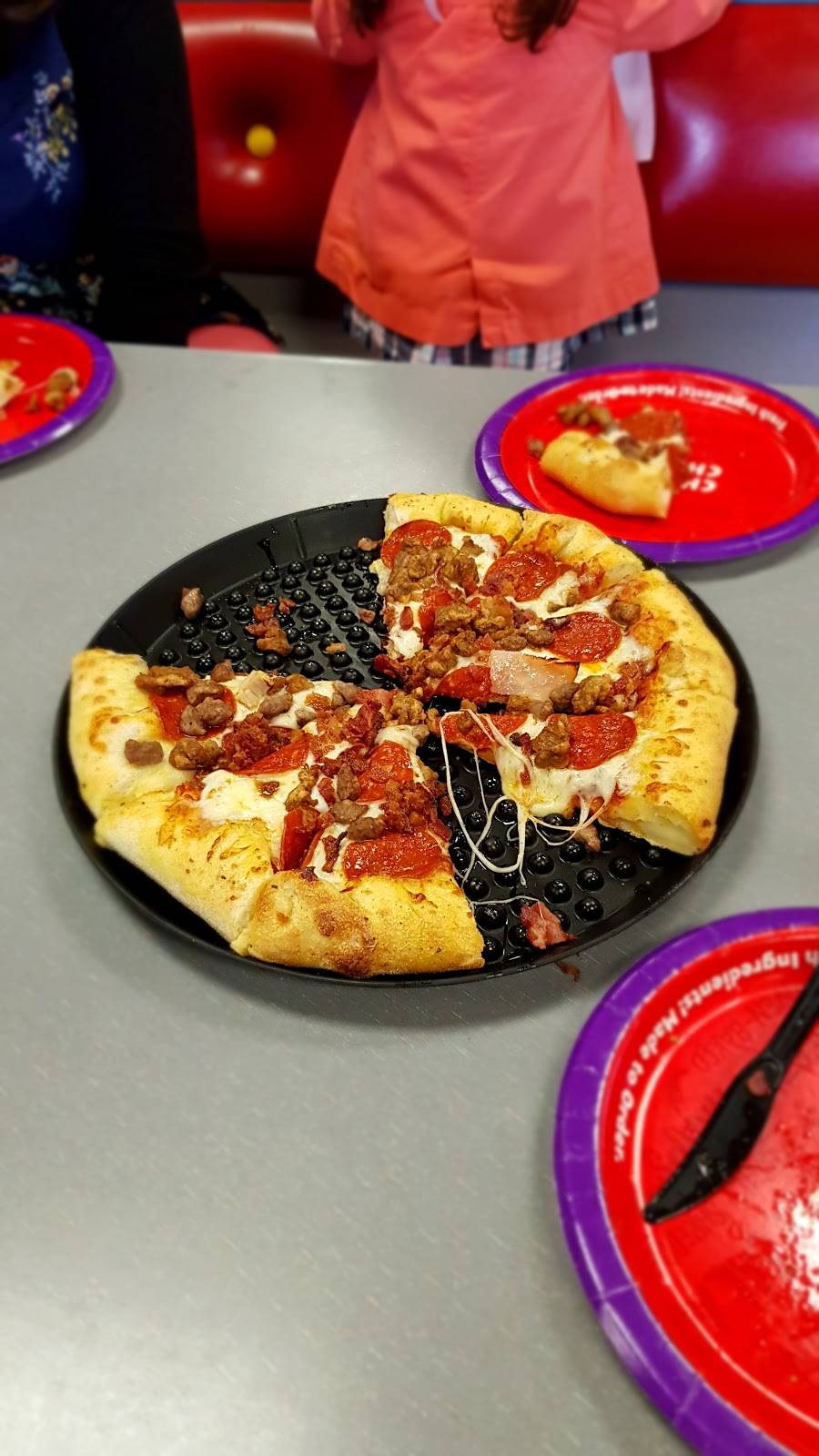 Chuck E. Cheese | restaurant | 7601 S Walker Ave, Oklahoma City, OK 73139, USA | 4056317619 OR +1 405-631-7619