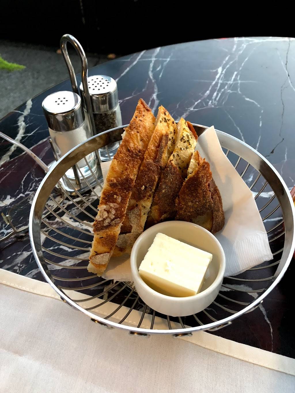 Poggio Trattoria | restaurant | 777 Bridgeway, Sausalito, CA 94965, USA | 4153327771 OR +1 415-332-7771