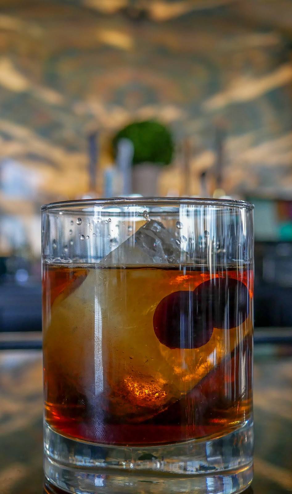 Form Skybar | restaurant | 705 Olive St, St. Louis, MO 63101, USA | 3142414300 OR +1 314-241-4300