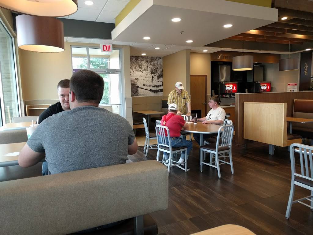 McDonalds | cafe | 14545 60th St N, Stillwater, MN 55082, USA | 6514398125 OR +1 651-439-8125