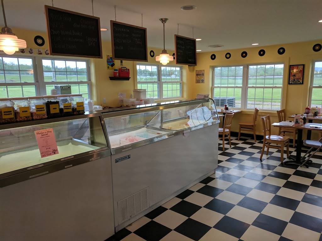 Harshbargers Sub N Malt | restaurant | 716 Swamp Rd, Mifflintown, PA 17059, USA | 7174365386 OR +1 717-436-5386