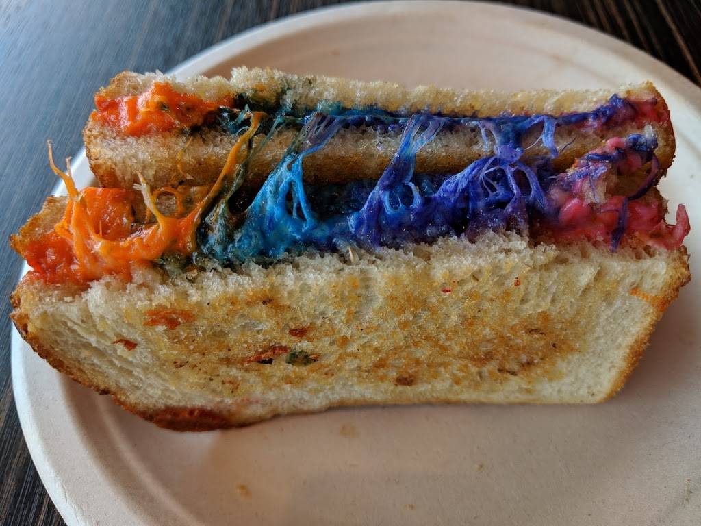 Chomp Eatery & Juice Station | restaurant | 1612 Santa Monica Blvd, Santa Monica, CA 90404, USA | 4242383398 OR +1 424-238-3398