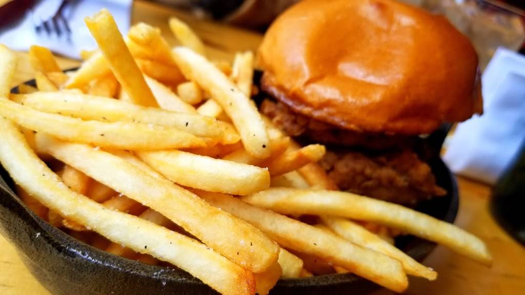 Peaches Shrimp & Crab | restaurant | 285 Grand Ave, Brooklyn, NY 11238, USA | 7186389500 OR +1 718-638-9500