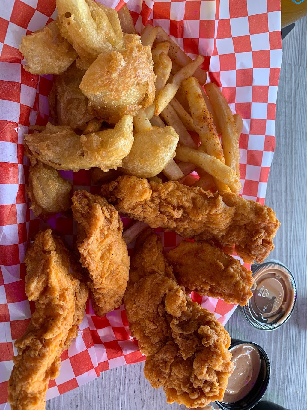 Cockys Chicken & Brew | restaurant | 1921 AZ-69, Prescott, AZ 86303, USA | 9283795407 OR +1 928-379-5407