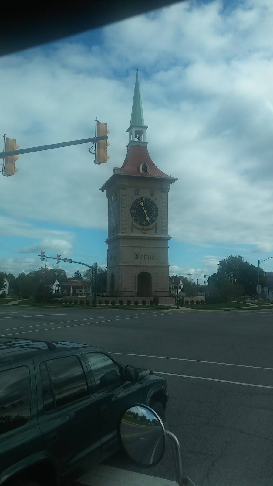 Subway Restaurants | restaurant | 606 W Main St, Berne, IN 46711, USA | 2605898991 OR +1 260-589-8991