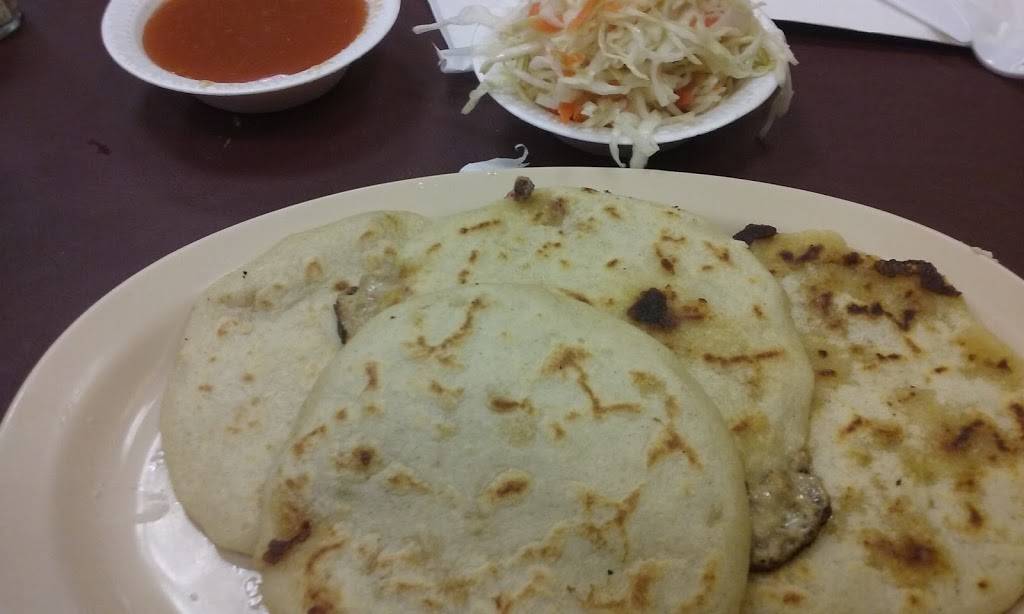 Olivos | restaurant | 12 Centre St, Hempstead, NY 11550, USA | 5164810900 OR +1 516-481-0900