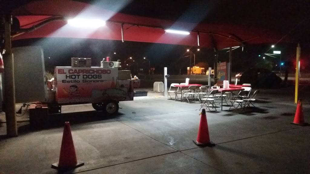 El Caprichoso Hot Dogs | restaurant | 9444 N 19th Ave, Phoenix, AZ 85021, USA | 6025613723 OR +1 602-561-3723