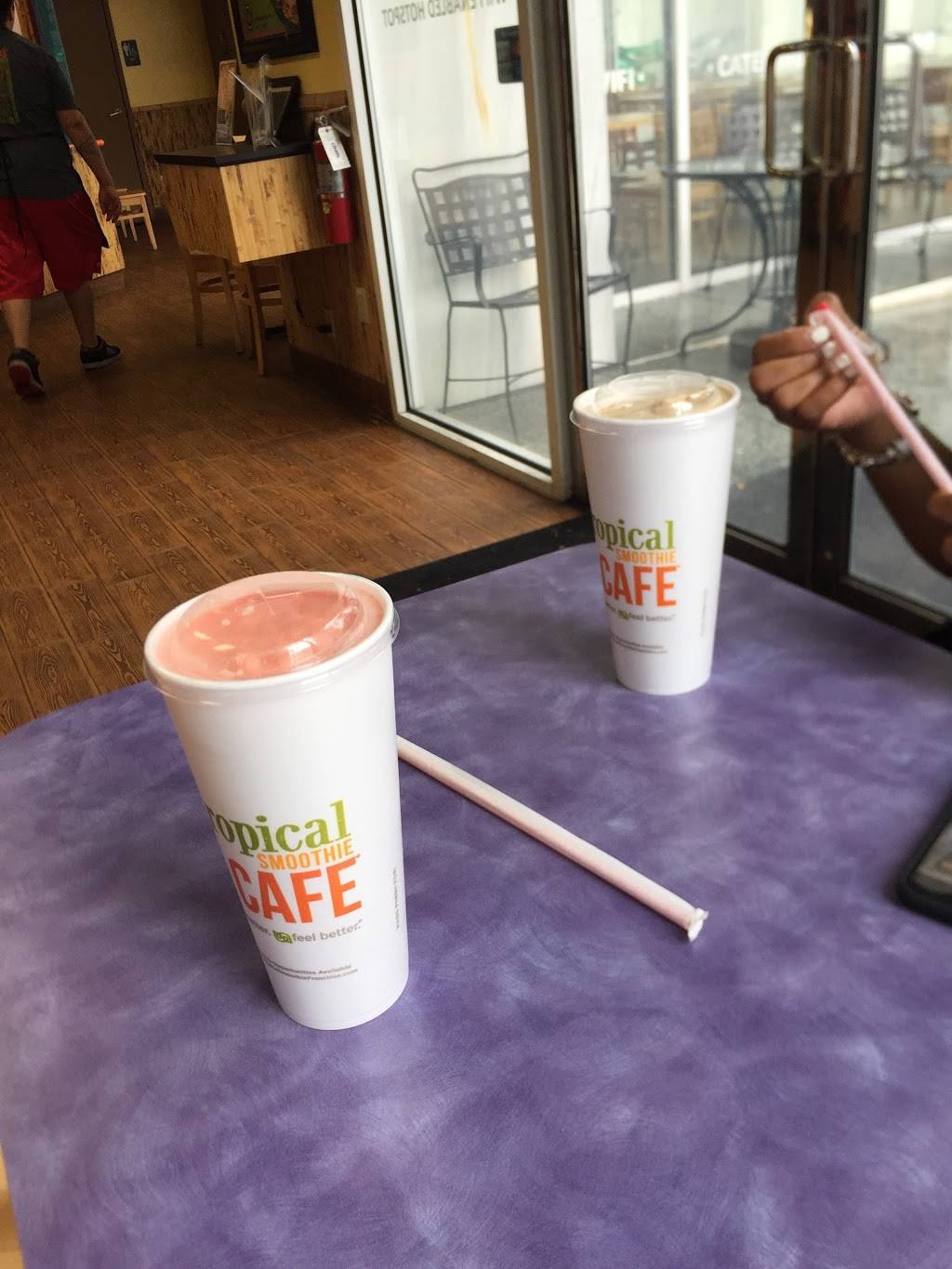 Tropical Smoothie Cafe | restaurant | 200 N Tampa St Suite G-120, Tampa, FL 33602, USA | 8132251550 OR +1 813-225-1550