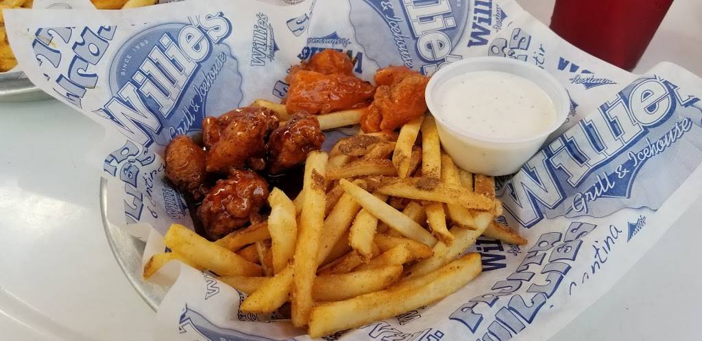 Willies Grill & Icehouse | restaurant | 24200 W, I-10, San Antonio, TX 78257, USA | 2106985337 OR +1 210-698-5337