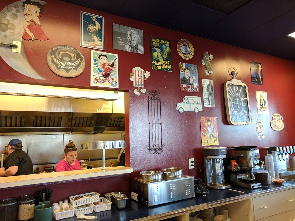 Silver Moon Soda Grill | cafe | 7820 Ponderosa Rd #A, Perrysburg, OH 43551, USA | 4196667425 OR +1 419-666-7425