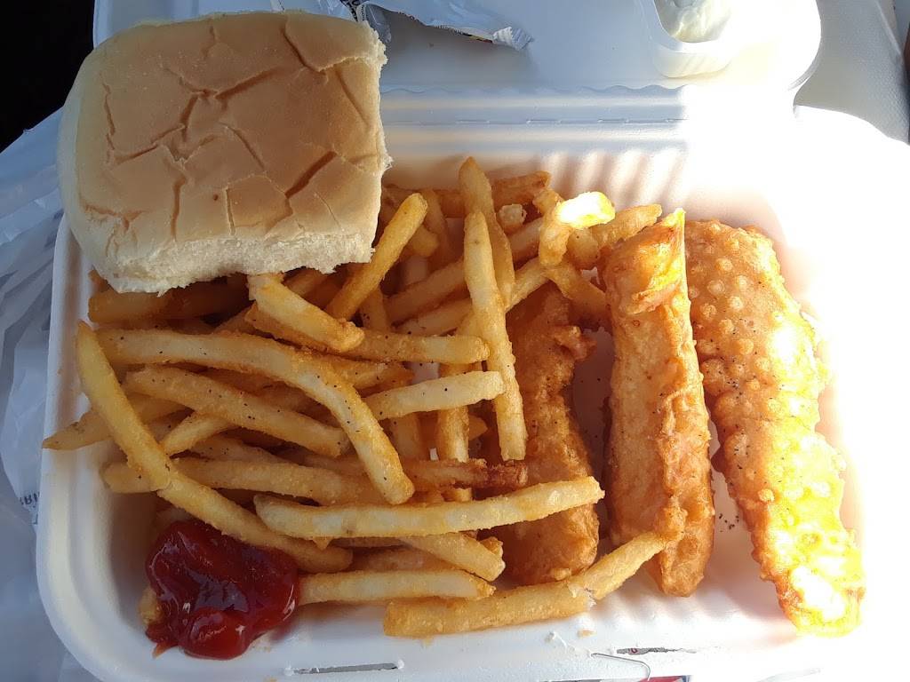 Chicken Shack Clarkston | meal takeaway | 6315 Sashabaw Rd, Village of Clarkston, MI 48346, USA | 2486206363 OR +1 248-620-6363