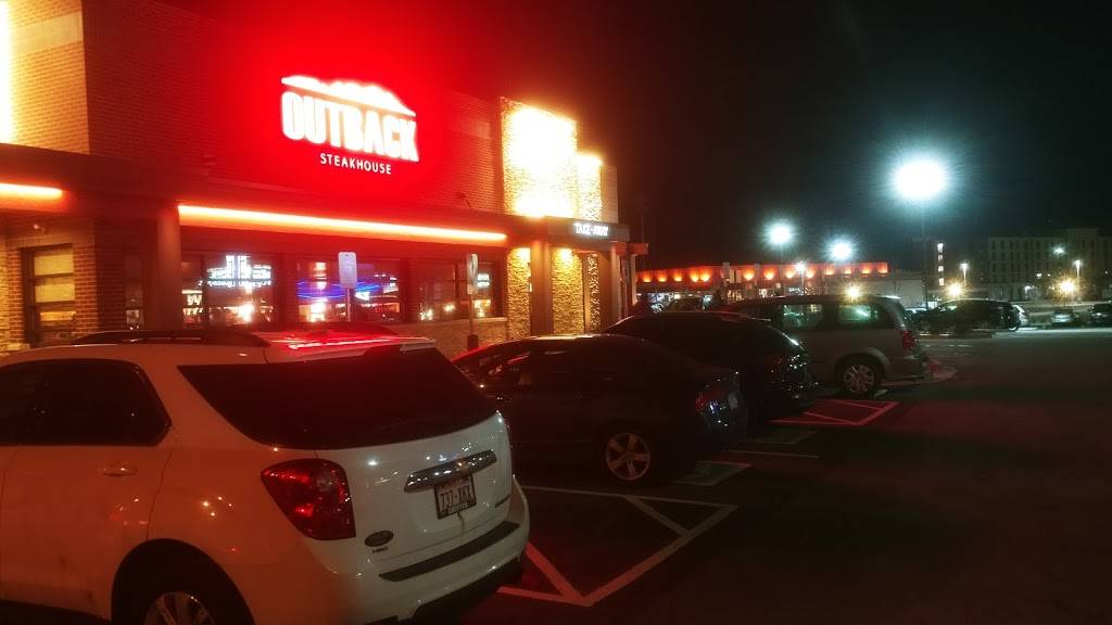 Outback Steakhouse | restaurant | Brookfield, WI 53005, USA | 2627969580 OR +1 262-796-9580