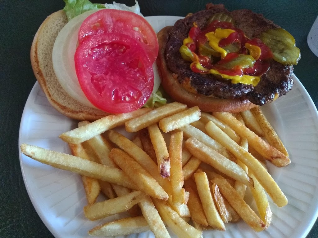 Griffis Cafe | restaurant | 955 S Kenansville Rd, Kenansville, FL 34739, USA | 4074360110 OR +1 407-436-0110