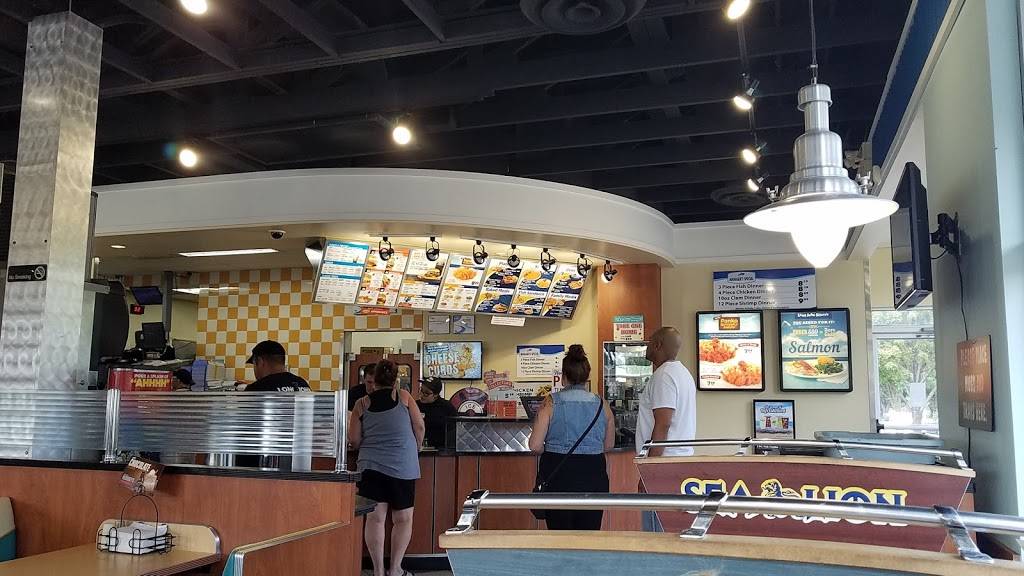 A&W Restaurant | restaurant | 2522 E University Ave, Des Moines, IA 50317, USA | 5152624700 OR +1 515-262-4700