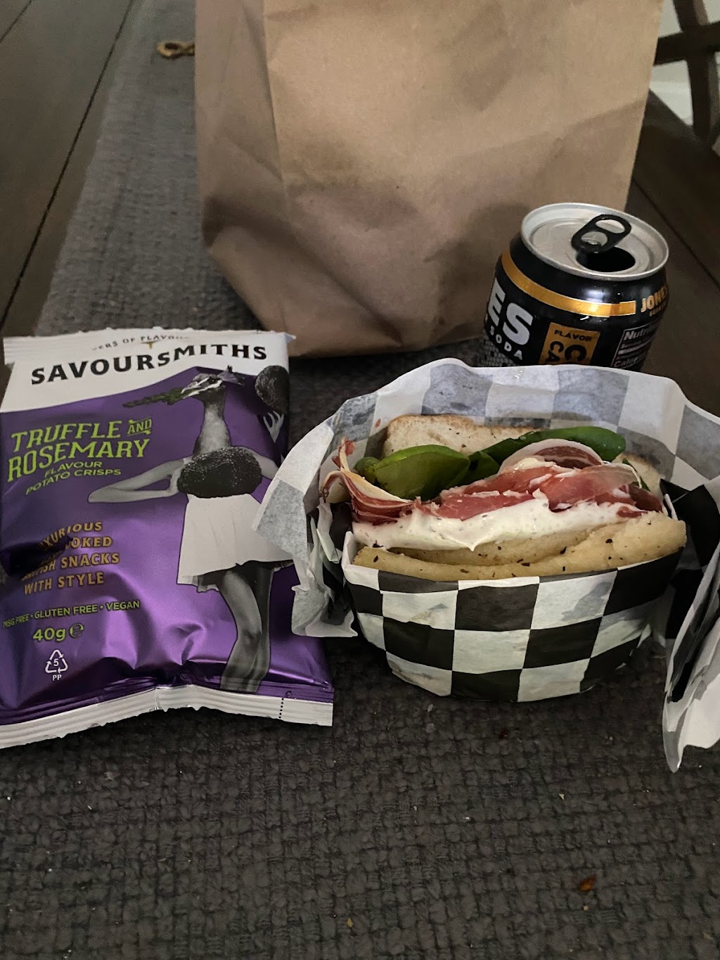 Cold Shoulder Gourmet | restaurant | 1684 Old Towne Rd, Charleston, SC 29407, USA | 8436424680 OR +1 843-642-4680