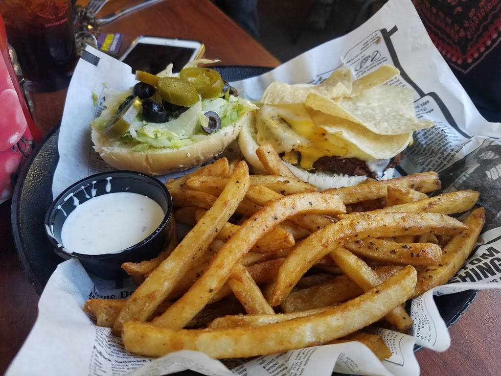 Grub Brothers Eatery & Little Brown Jug | restaurant | 156 W Main St, Washington, NC 27889, USA | 2529404782 OR +1 252-940-4782