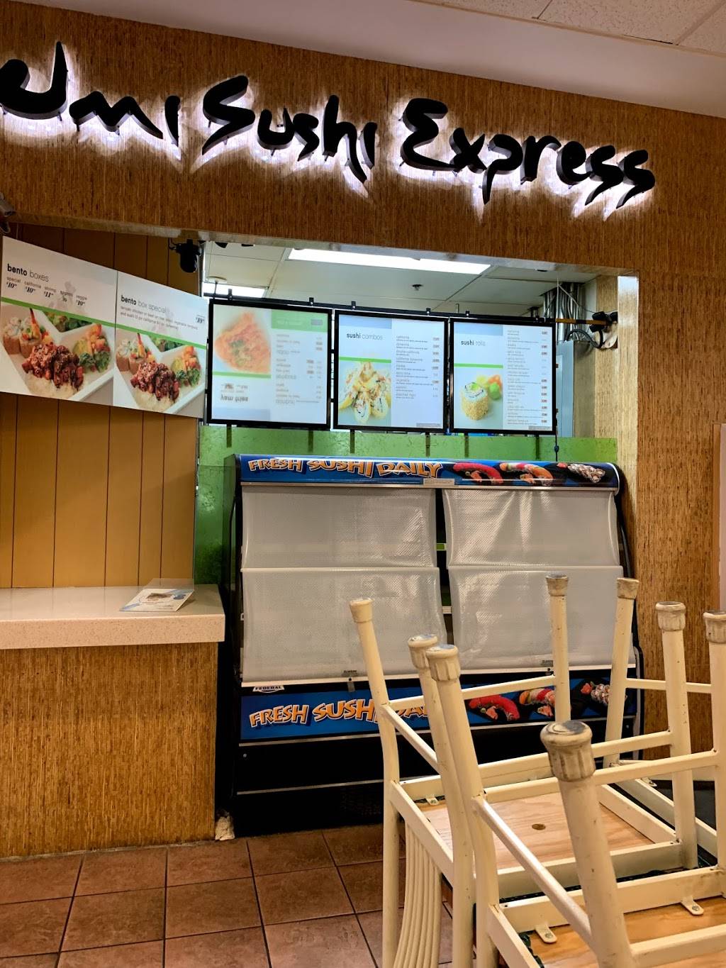 Umi Sushi | restaurant | Dimond Center, 800 E Dimond Blvd, Anchorage, AK 99515, USA | 9075221441 OR +1 907-522-1441