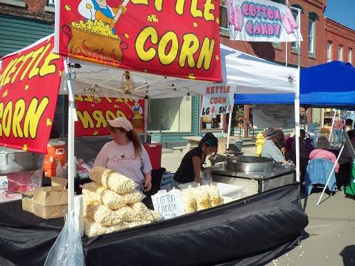 KPs Kettle Corn & Concessions | restaurant | 100 Clark St, Canandaigua, NY 14424, USA | 5853945353 OR +1 585-394-5353