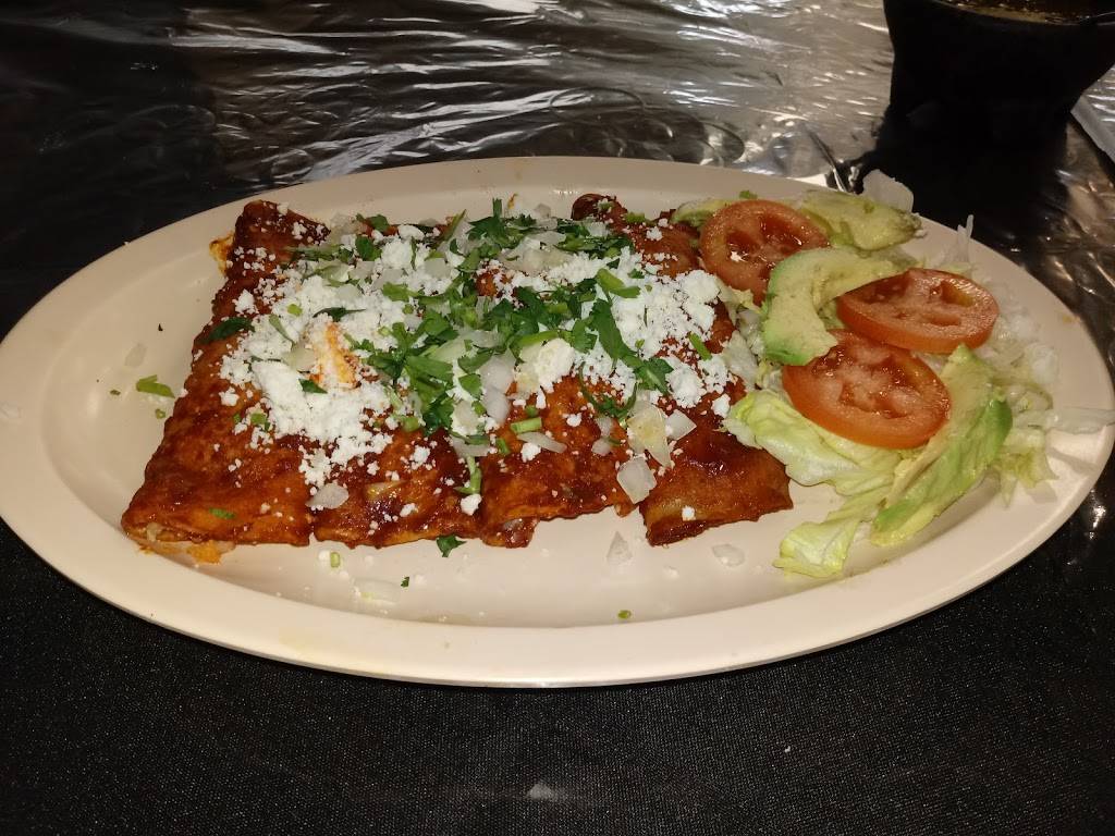 Lupitas | restaurant | 1723 S Ashland Ave, Chicago, IL 60608, USA | 3127332866 OR +1 312-733-2866