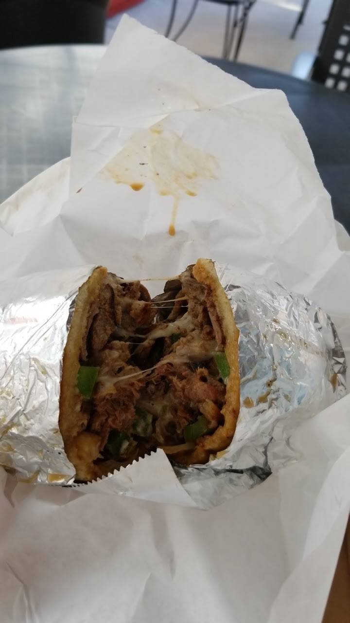 Happy Dogs | restaurant | 6235 Van Nuys Blvd, Van Nuys, CA 91401, USA | 8189890193 OR +1 818-989-0193