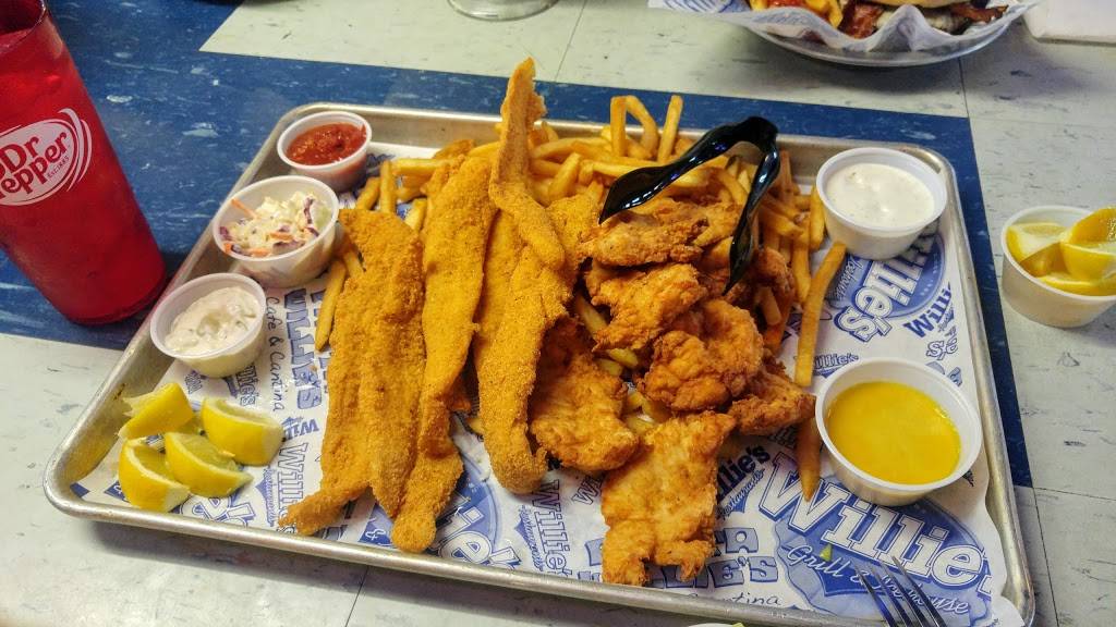 Willies Grill & Icehouse | restaurant | 24236 Northwest Fwy, Cypress, TX 77429, USA | 2817580558 OR +1 281-758-0558