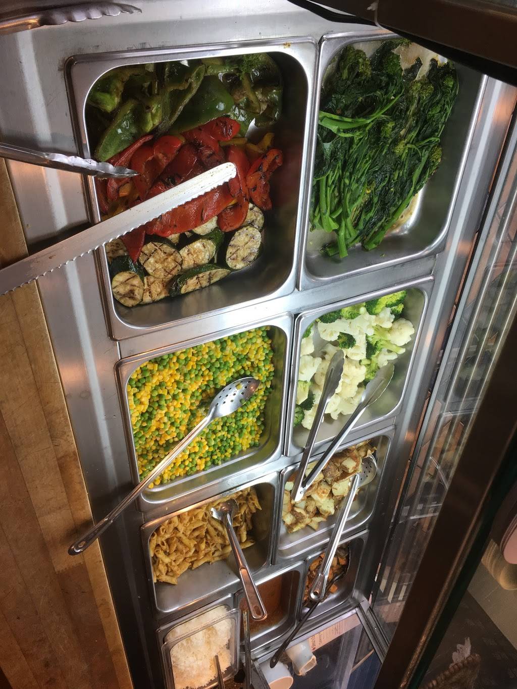 Shtus Eatery | restaurant | 2780 Hwy 7, Concord, ON L4K 3R9, Canada | 9057383330 OR +1 905-738-3330